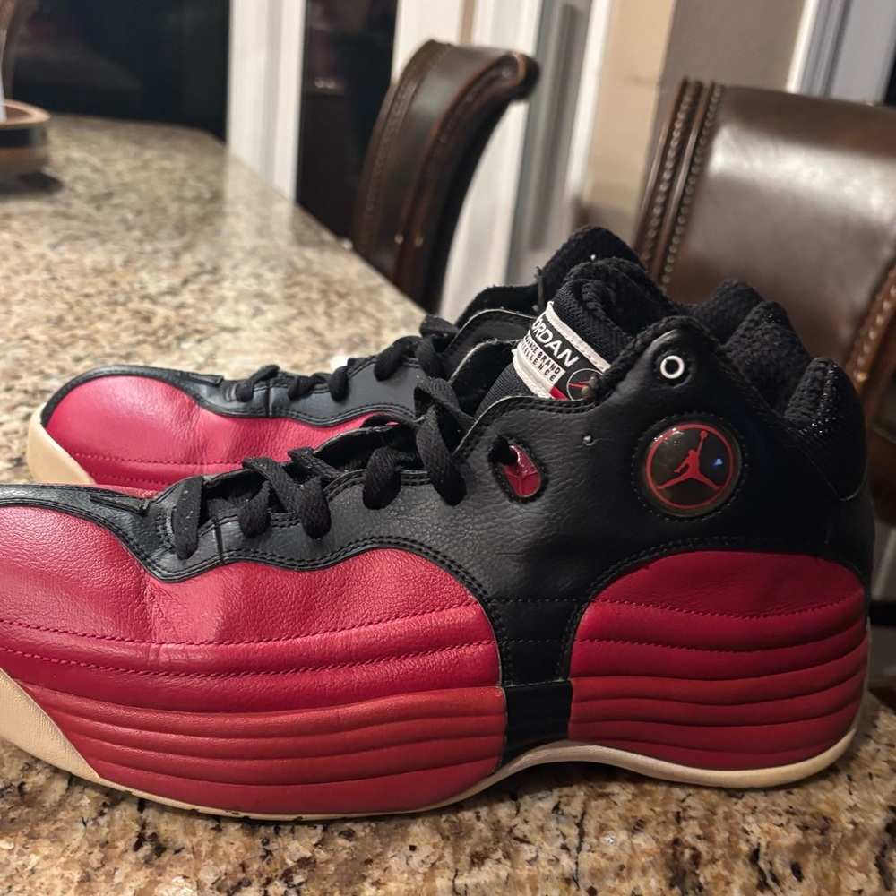 NIKE AIR JORDAN JUMPMAN TEAM 1 BRED 644938-004 MEN'S SIZE 13